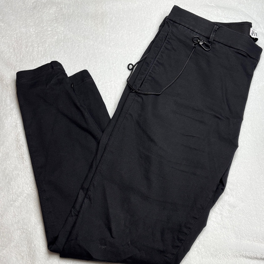 ZARA MEN CHINO PANTS